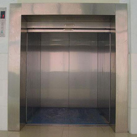 雜物電梯（tī）