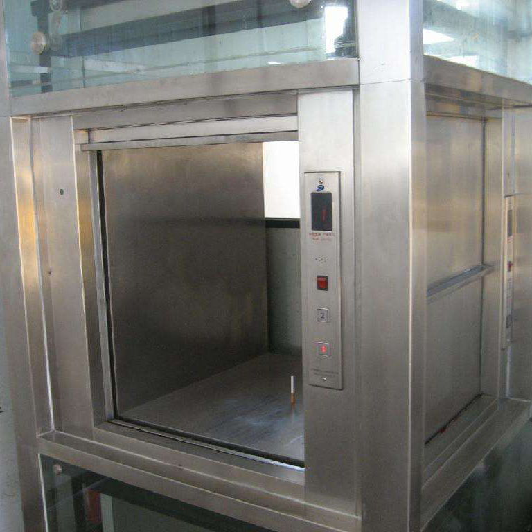 雜物電（diàn）梯
